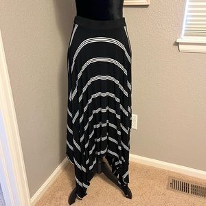 GORGEOUS Fun Flirty Sharkbite Stripe skirt!! Size M